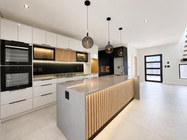 4 Bedroom House in Sandown