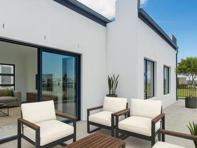 4 Bedroom House in Sandown