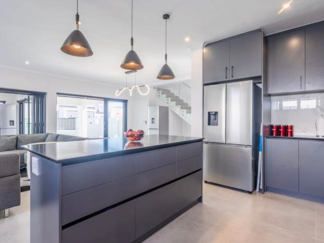 4 Bedroom House in Sandown