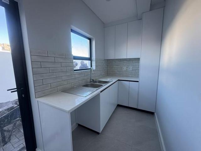 4 Bedroom House in Sandown