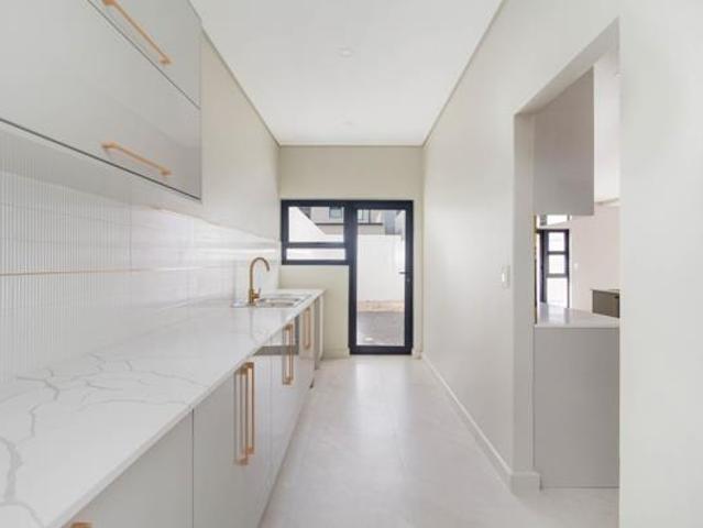 4 Bedroom House in Sandown
