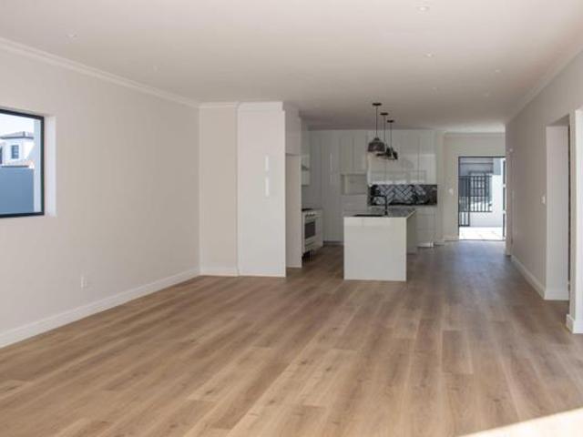 4 Bedroom House in Sandown