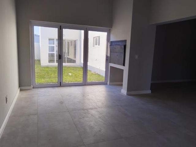 4 Bedroom House in Sandown