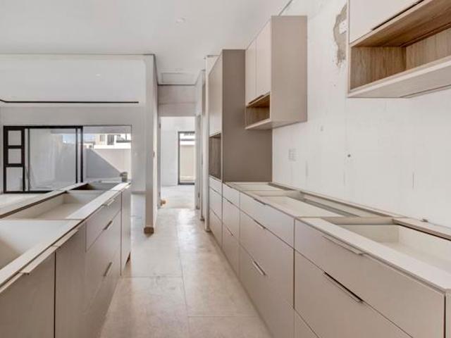 4 Bedroom House in Sandown
