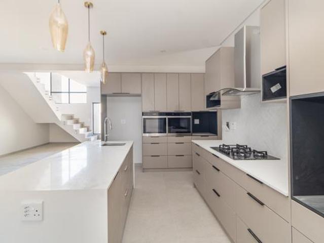 4 Bedroom House in Sandown
