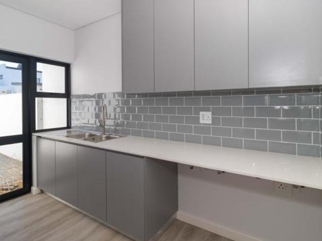 4 Bedroom House in Sandown