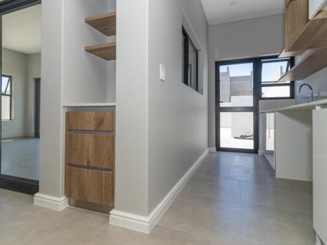4 Bedroom House in Sandown