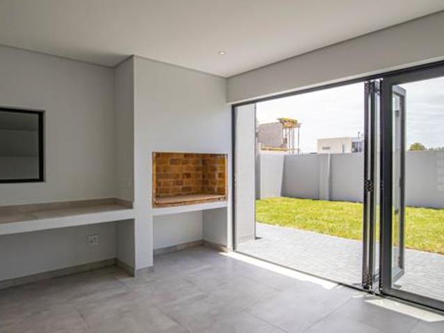 4 Bedroom House in Sandown