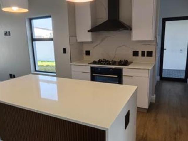 4 Bedroom House in Sandown