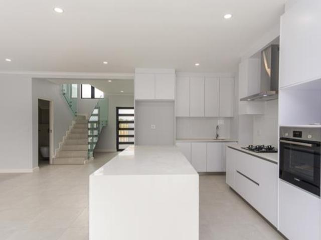 4 Bedroom House in Sandown
