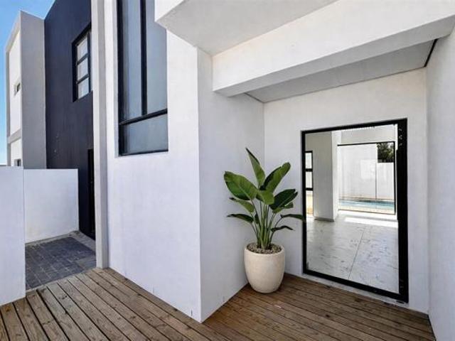 4 Bedroom House in Sandown