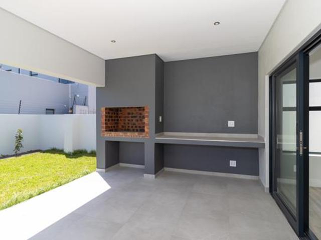 4 Bedroom House in Sandown