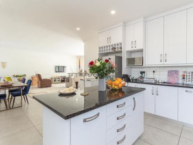 4 Bedroom House in Sandown