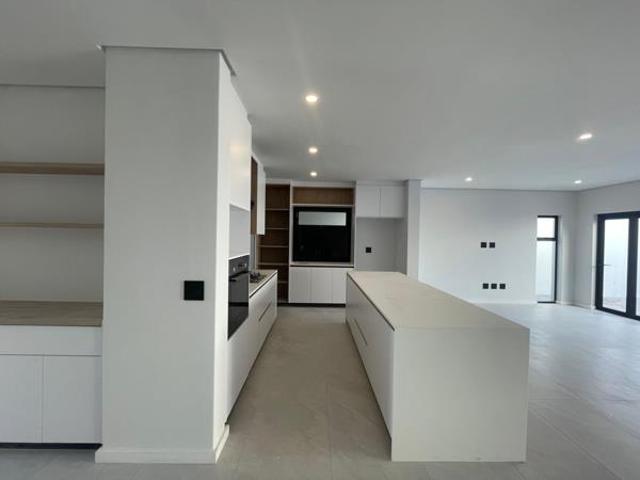 4 Bedroom House in Sandown