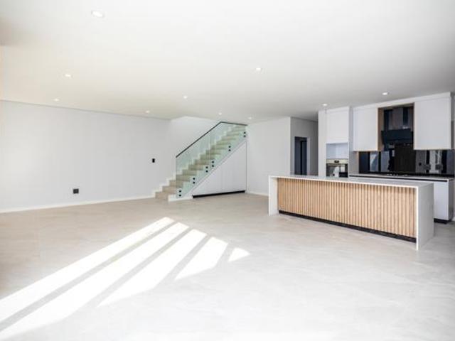 4 Bedroom House in Sandown