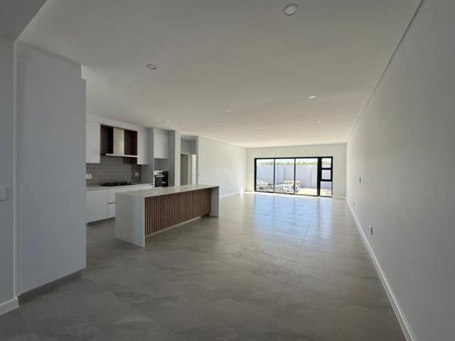 4 Bedroom House in Sandown