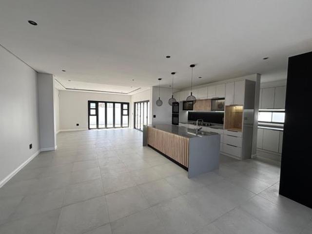 4 Bedroom House in Sandown