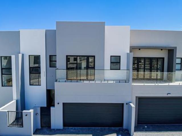 4 Bedroom House in Sandown