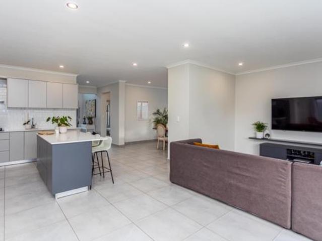 4 Bedroom House in Sandown
