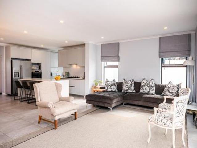 4 Bedroom House in Sandown
