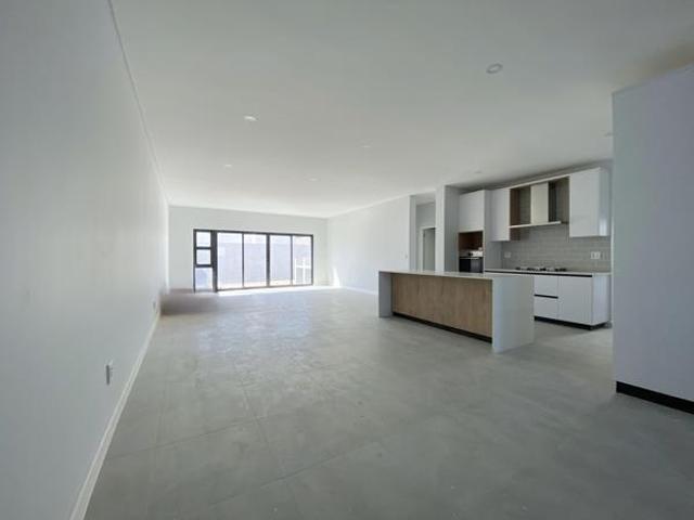 4 Bedroom House in Sandown