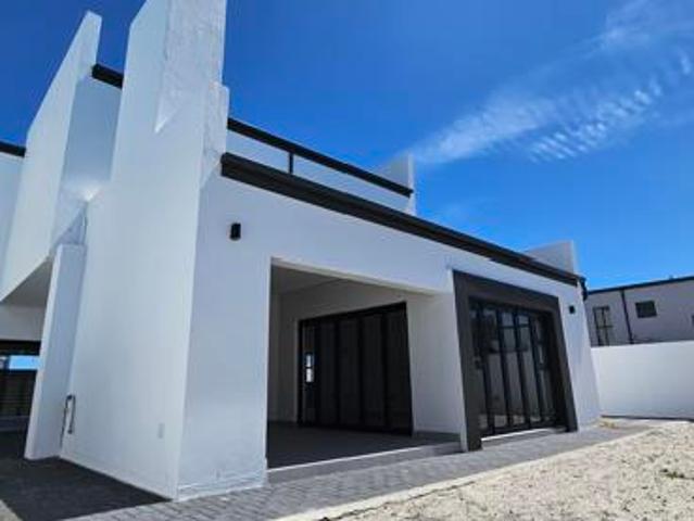 4 Bedroom House in Sandown