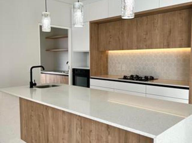4 Bedroom House in Sandown