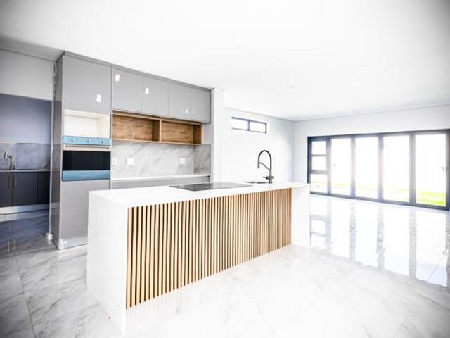 4 Bedroom House in Sandown