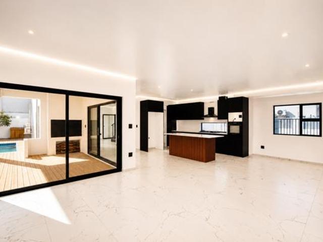 4 Bedroom House in Sandown