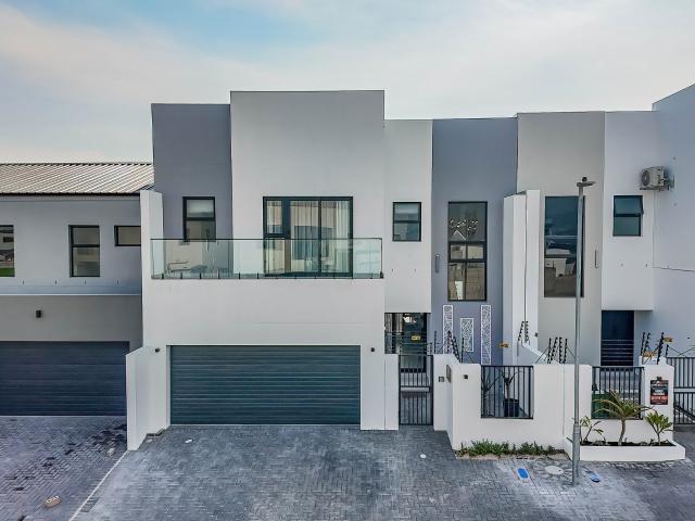 4 Bedroom House in Sandown