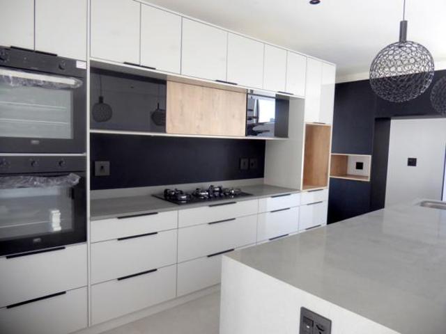 4 Bedroom House in Sandown