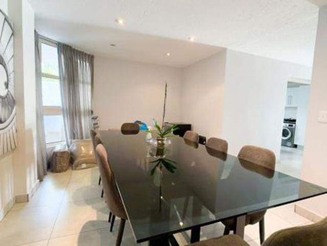 4 Bedroom House in Sandhurst