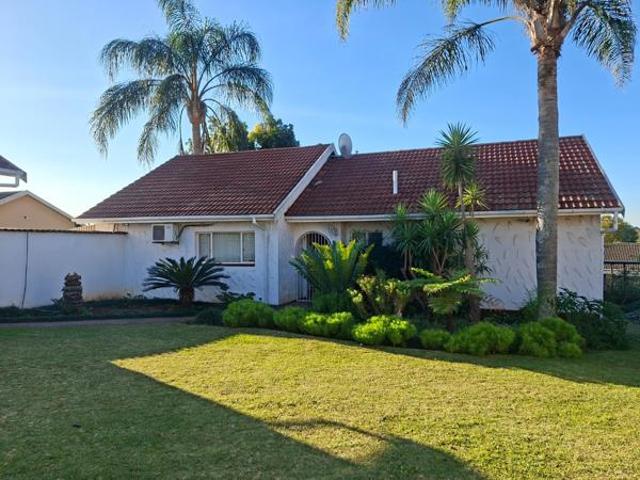4 Bedroom House in Scottsville