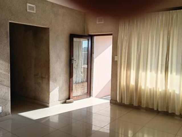 4 Bedroom House in Sea Park