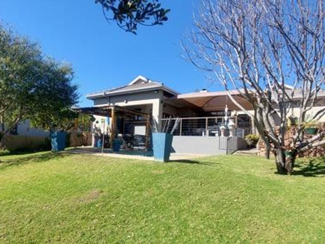4 Bedroom House in Seasons Lifestyle Estate
