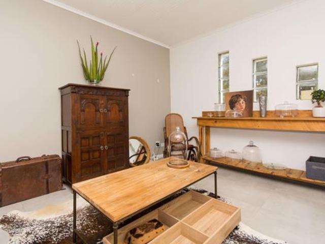 4 Bedroom House in Seaside Longships