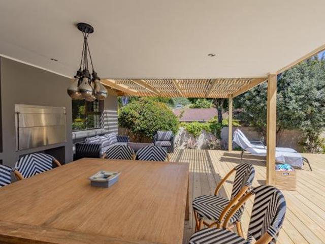 4 Bedroom House in Seaside Longships