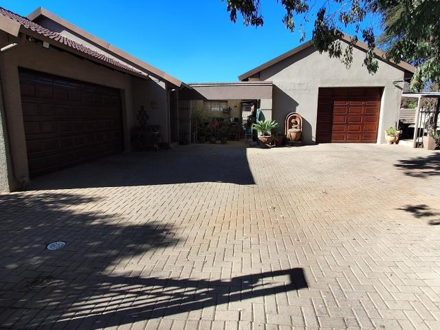 4 Bedroom House in Secunda