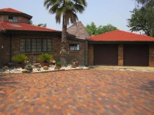4 Bedroom House in Secunda