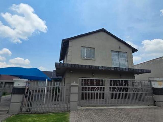 4 Bedroom House in Secunda