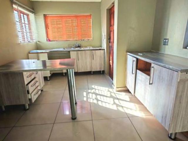 4 Bedroom House in Serala View