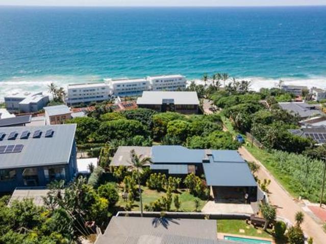 4 Bedroom House in Shakas Rock