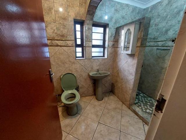 4 Bedroom House in Shalimar Ridge