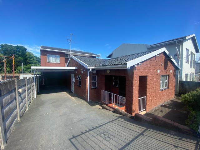 4 Bedroom House in Shallcross