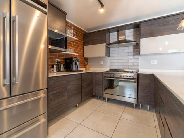 4 Bedroom House in Sharonlea