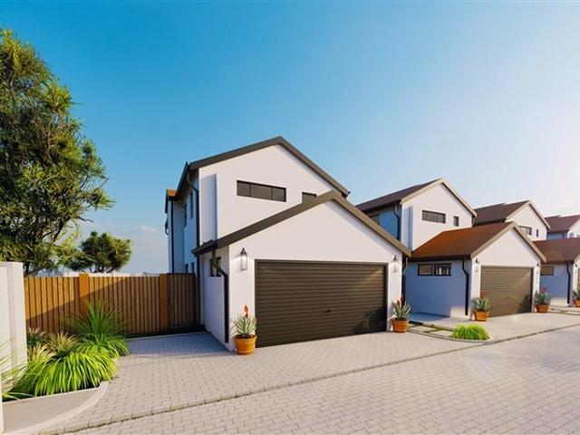 4 Bedroom House in Sheffield Beach