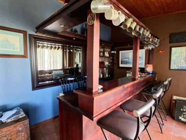4 Bedroom House in Sheffield Beach