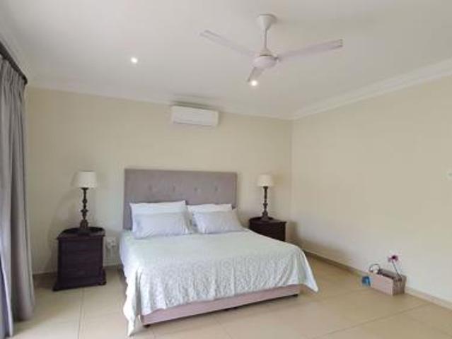 4 Bedroom House in Shelly Beach