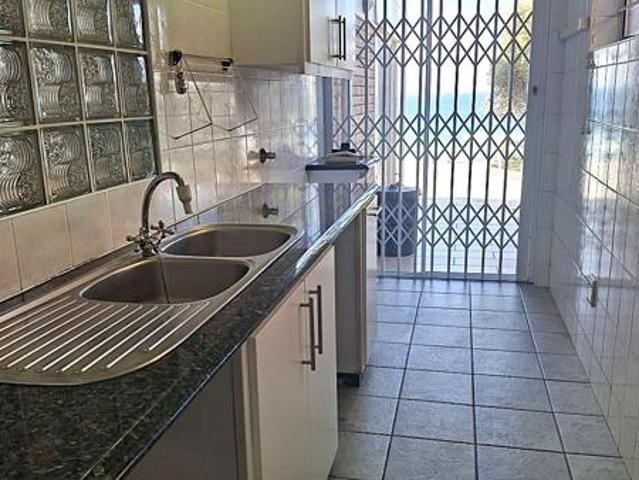 4 Bedroom House in Shelly Beach