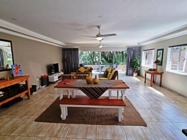 4 Bedroom House in Shelly Beach